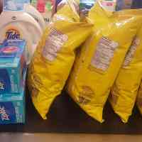 Help_elderly_grocery_toronto_chips