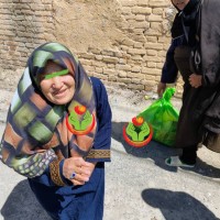 help-aiding-war-iran-32