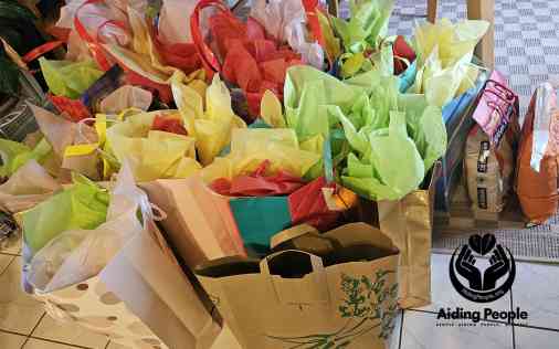 aiding-newcomer-canada-donation-food aiding-newcomer-canada-donation-food